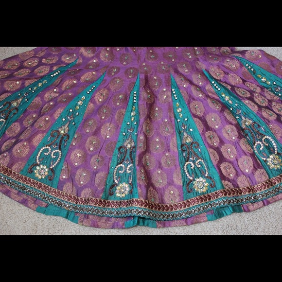 Choli suit - Picture 3 of 8